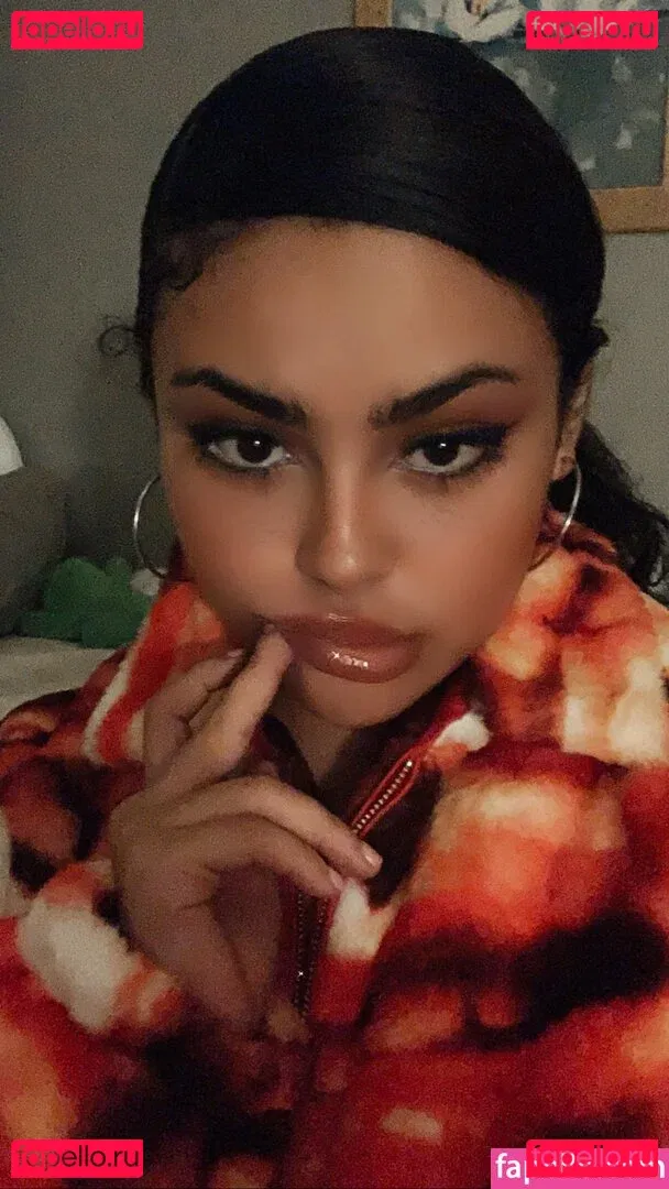 RosalbaNaomi Onlyfans Photo Gallery 