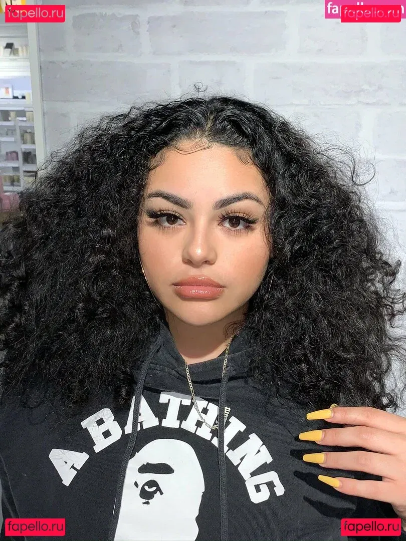 RosalbaNaomi Onlyfans Photo Gallery 