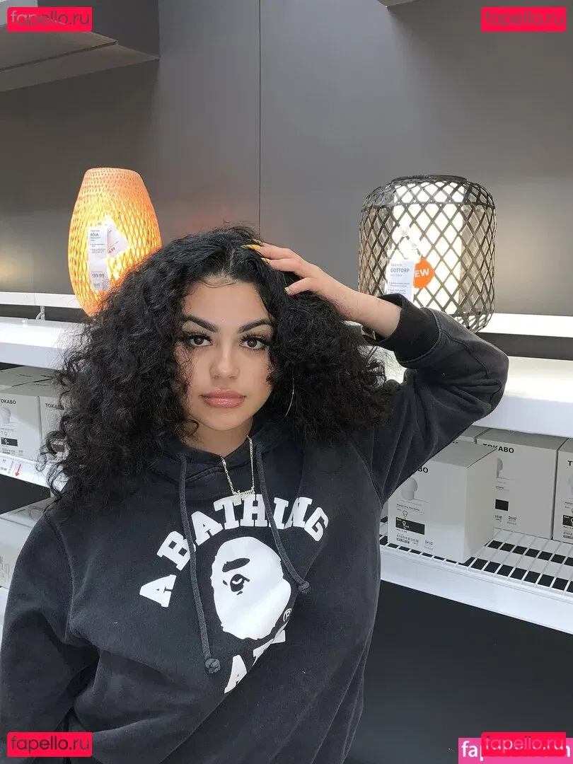 RosalbaNaomi Onlyfans Photo Gallery 