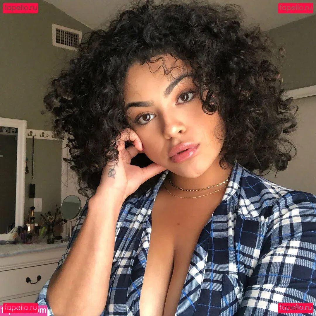 RosalbaNaomi Onlyfans Photo Gallery 