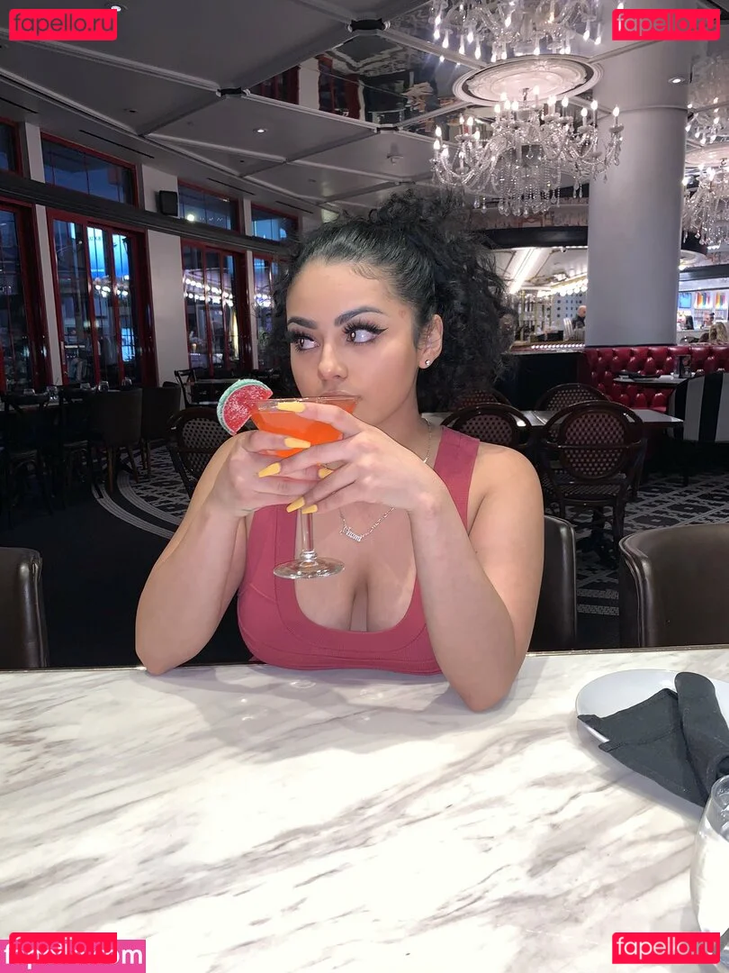 RosalbaNaomi Onlyfans Photo Gallery 