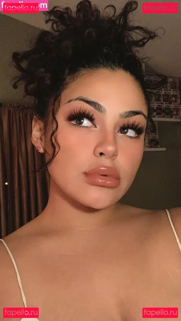 RosalbaNaomi Onlyfans Photo Gallery 