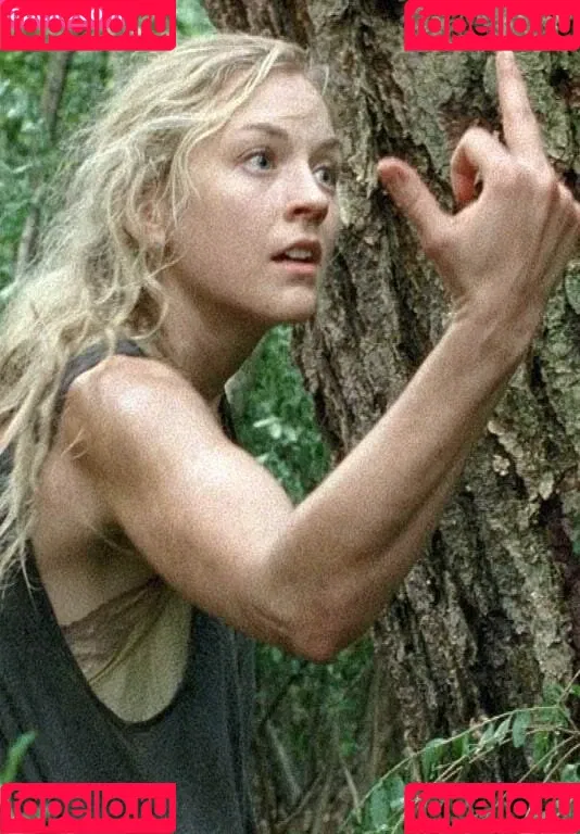 Emily Kinney Onlyfans Photo Gallery 