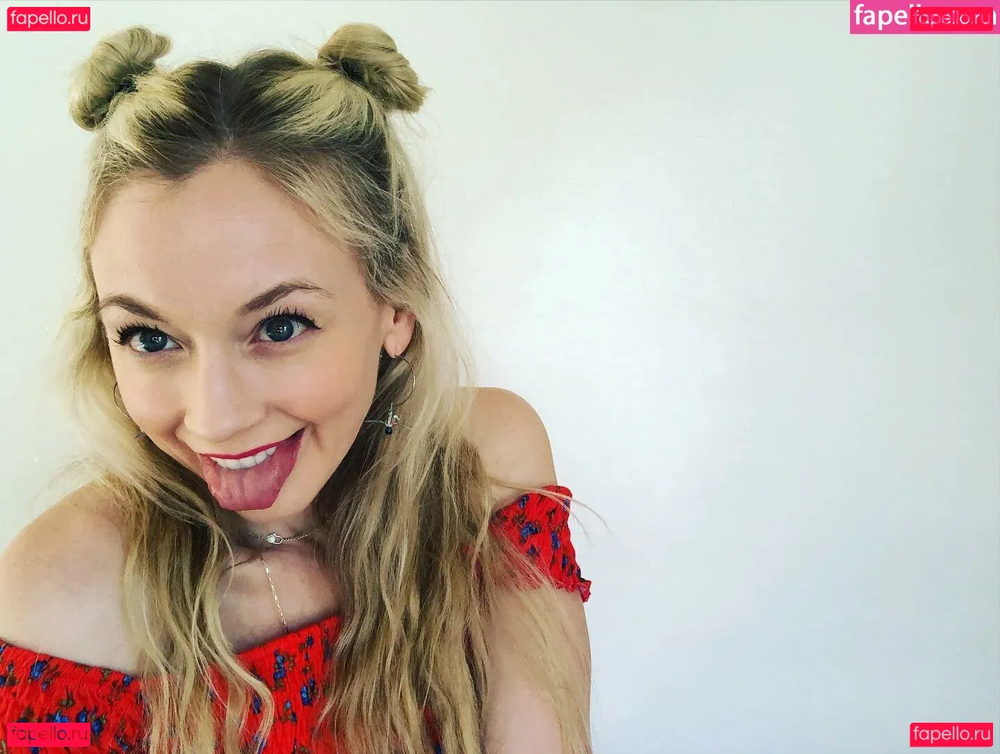 Emily Kinney Onlyfans Photo Gallery 