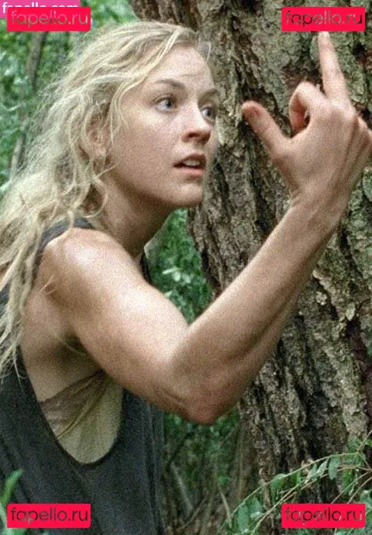 Emily Kinney Onlyfans Photo Gallery 