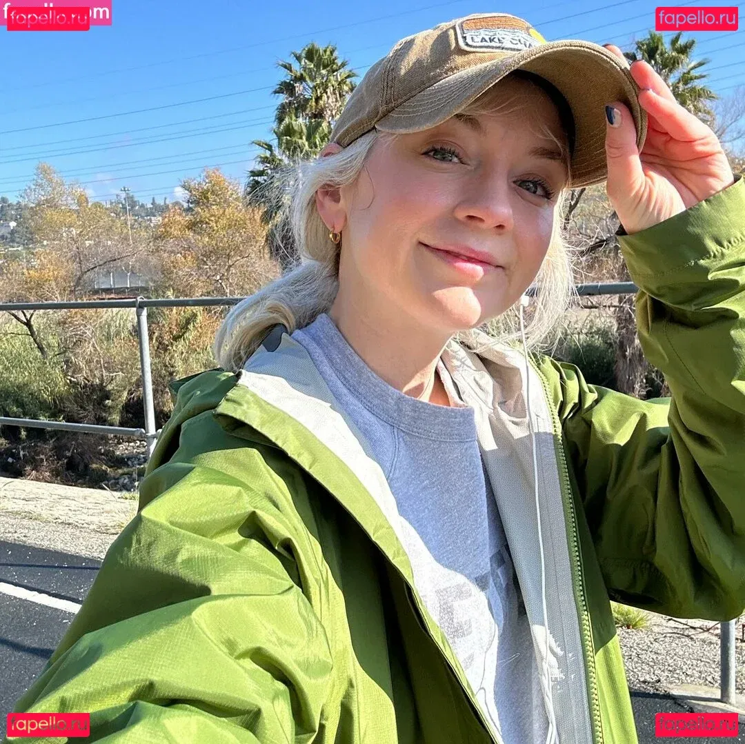 Emily Kinney Onlyfans Photo Gallery 