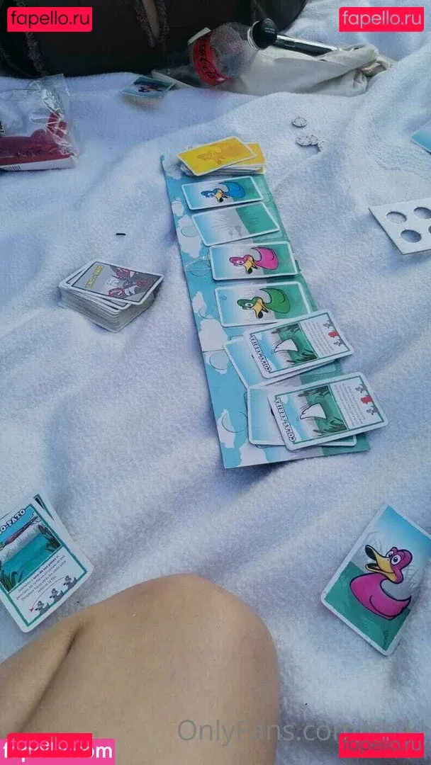 cbiki Onlyfans Photo Gallery 