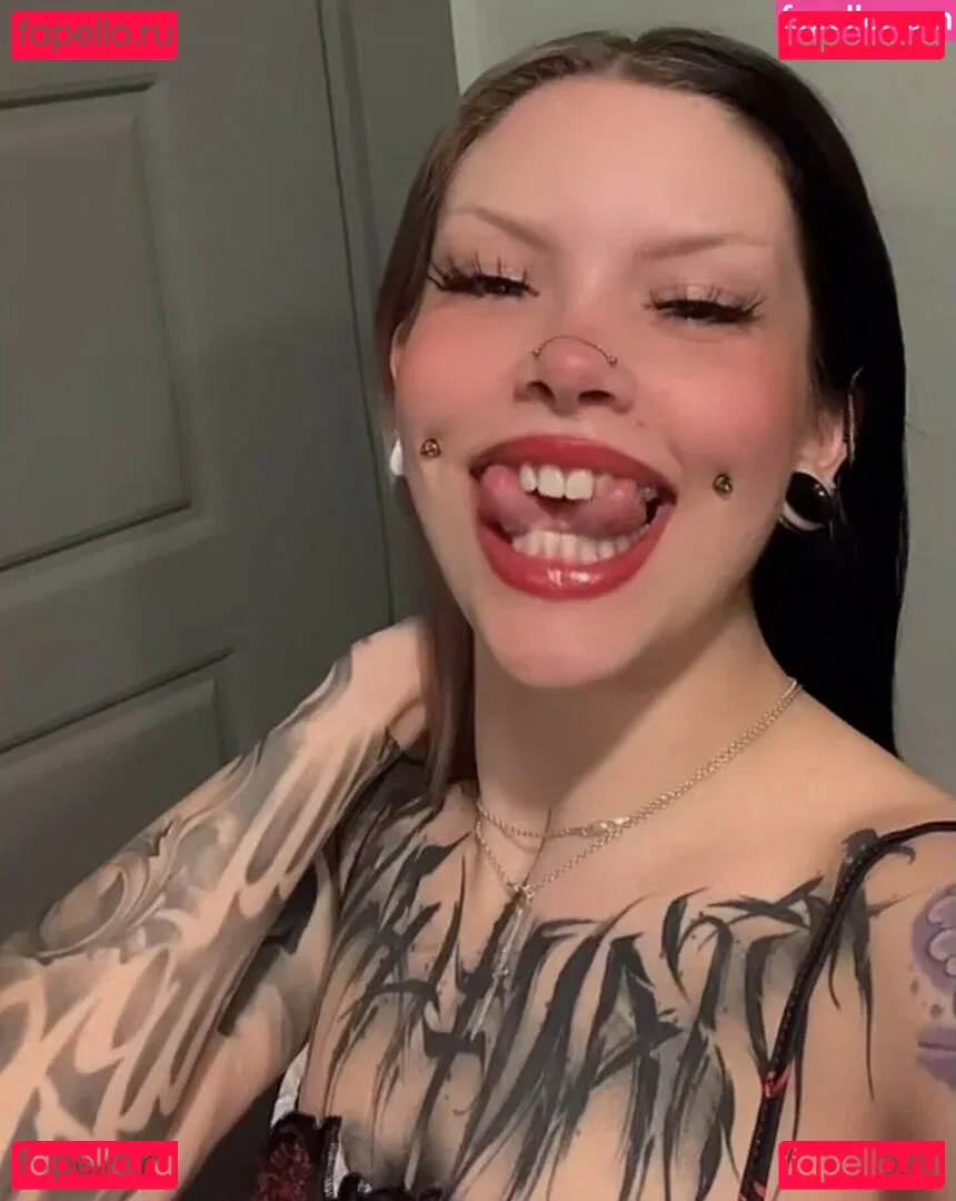 xyzsera Onlyfans Photo Gallery 