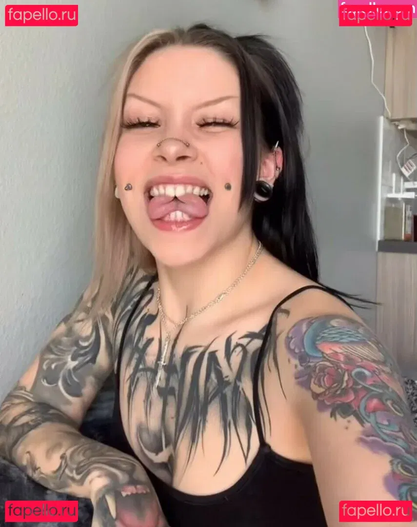 xyzsera Onlyfans Photo Gallery 