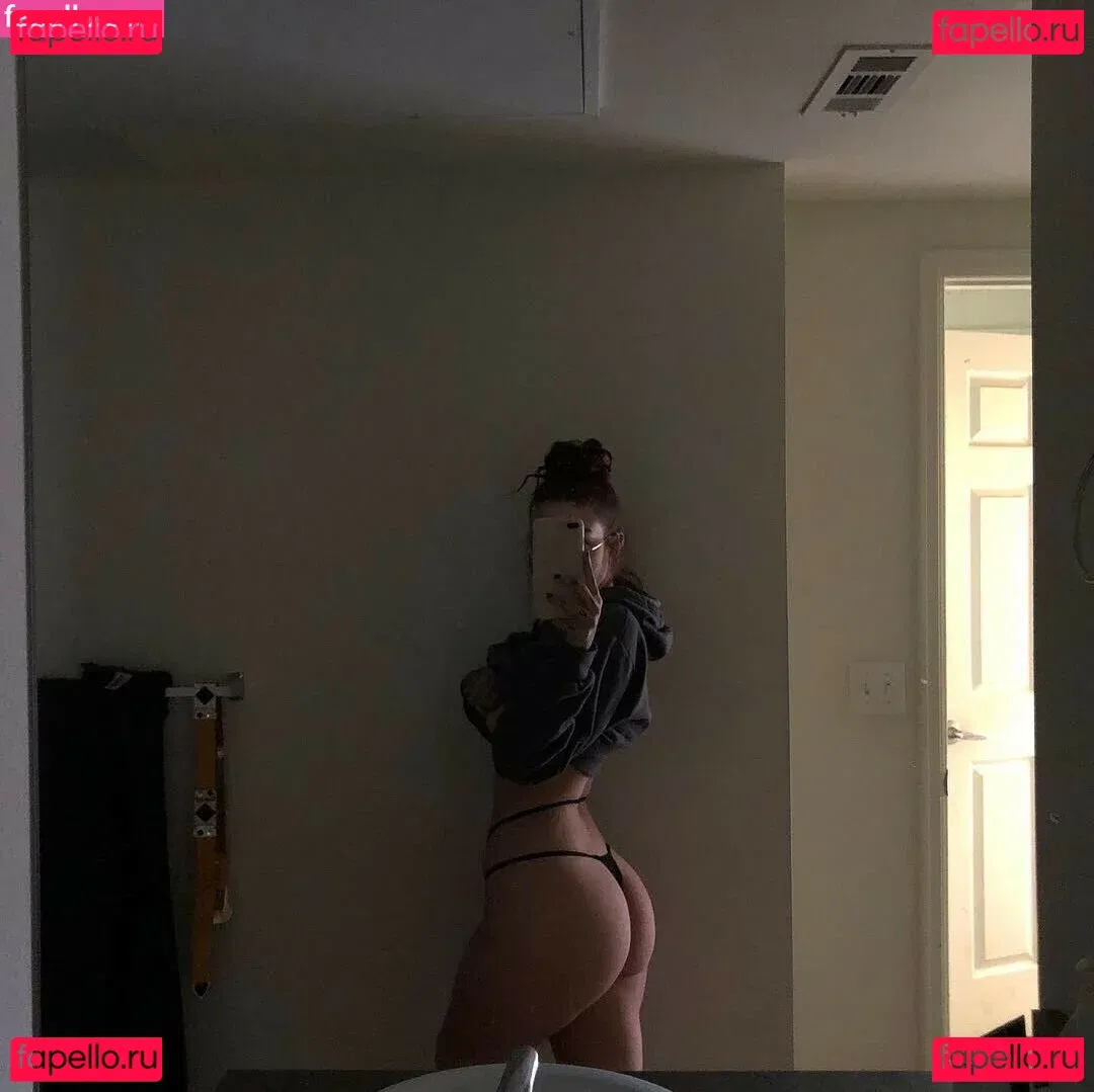 xyzsera Onlyfans Photo Gallery 