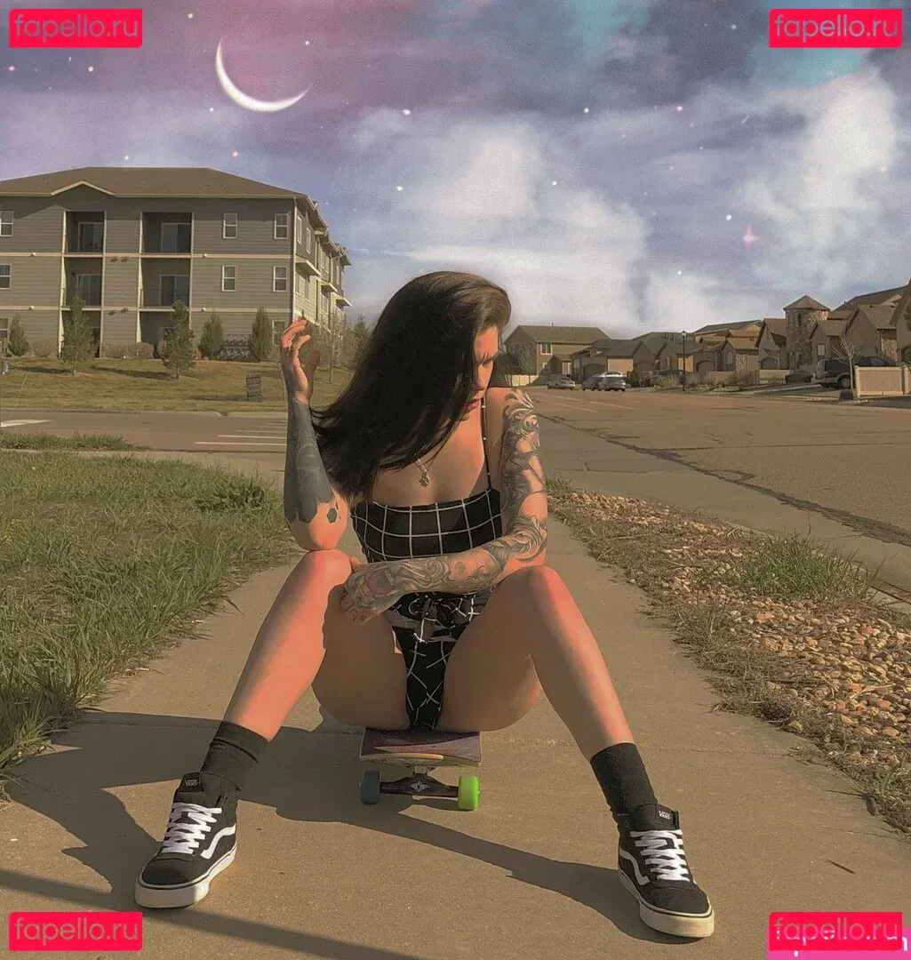 xyzsera Onlyfans Photo Gallery 