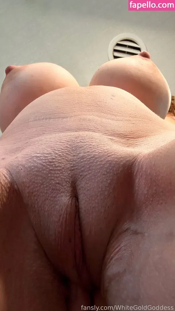 WhiteGoldGoddess Onlyfans Photo Gallery 