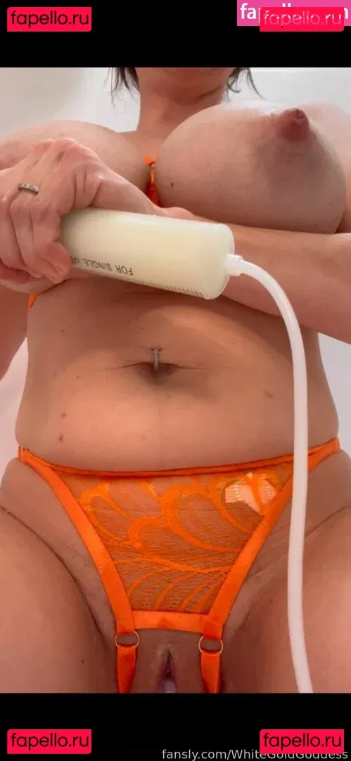 WhiteGoldGoddess Onlyfans Photo Gallery 