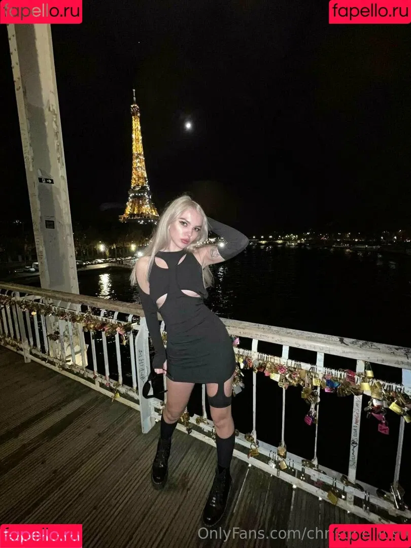 linda_goth Onlyfans Photo Gallery 