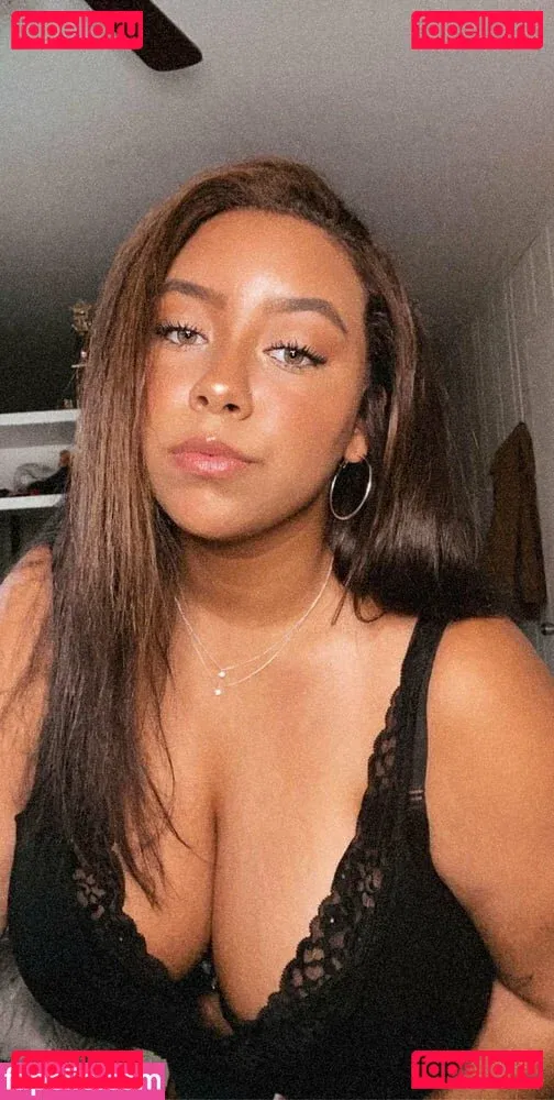 Grace Smith Onlyfans Photo Gallery 