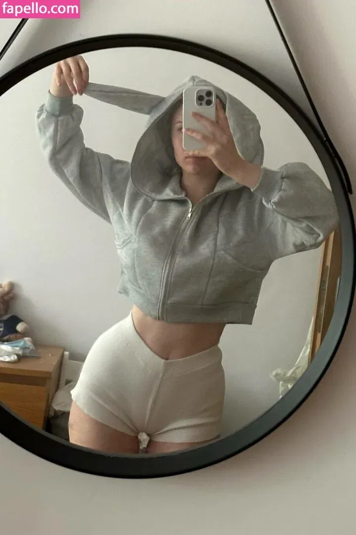 Nikki Beiar Onlyfans Photo Gallery 