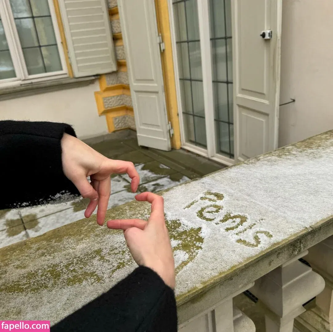 Nikki Beiar Onlyfans Photo Gallery 