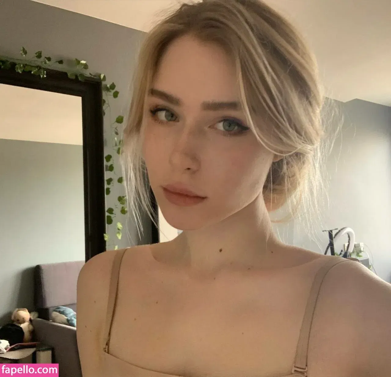 Nikki Beiar Onlyfans Photo Gallery 