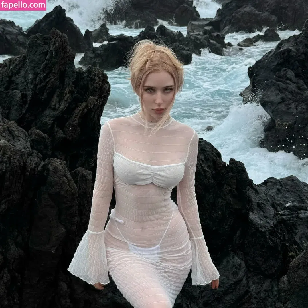 Nikki Beiar Onlyfans Photo Gallery 