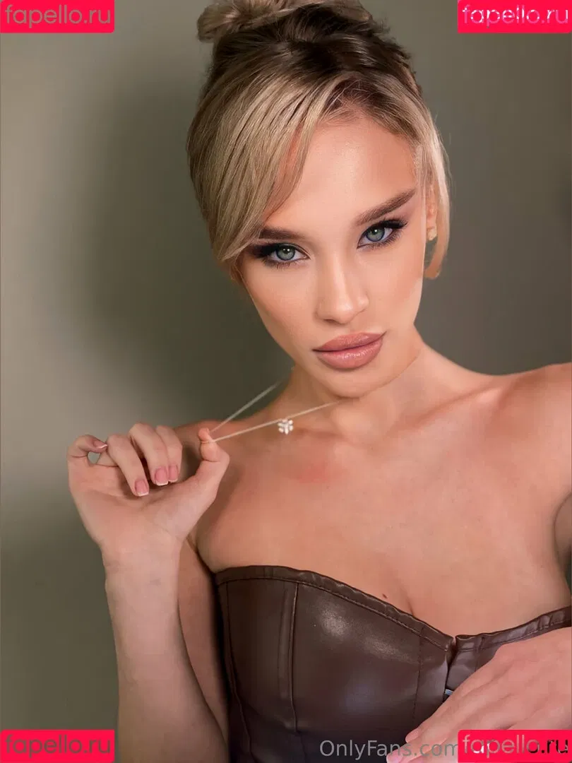 kittenmila Onlyfans Photo Gallery 