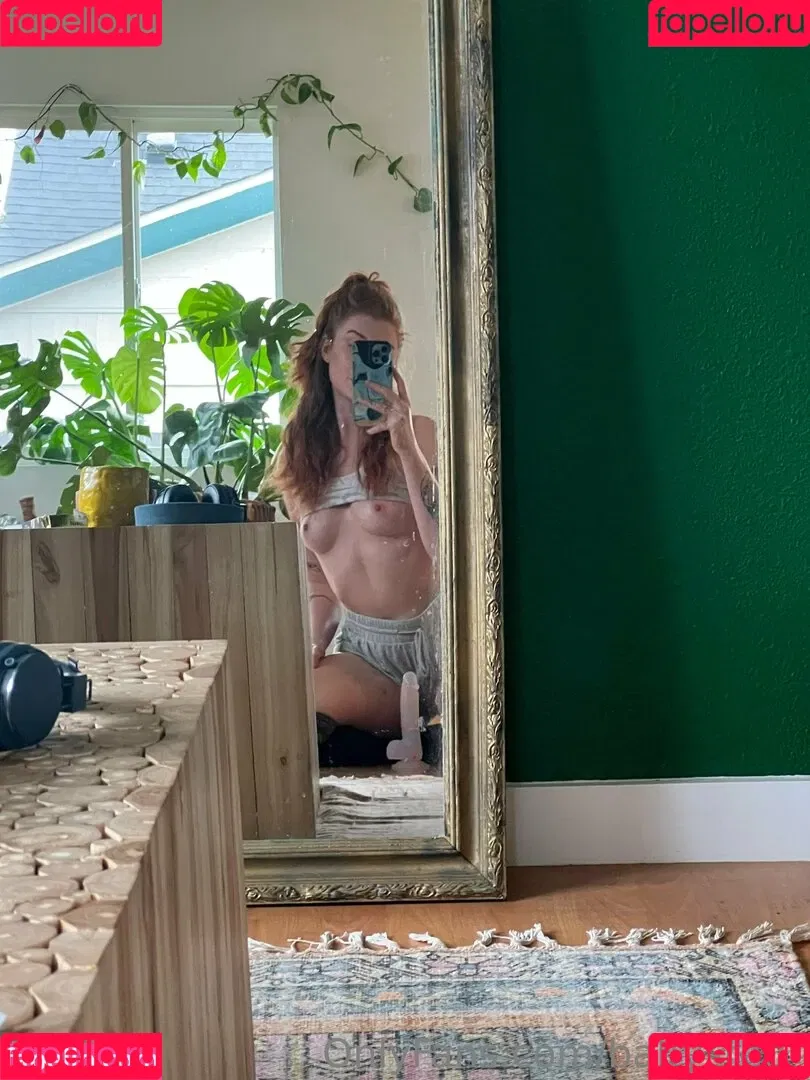 Baby_red_ Onlyfans Photo Gallery 