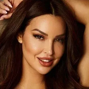 Hustle With Ann Onlyfans Photo Gallery 