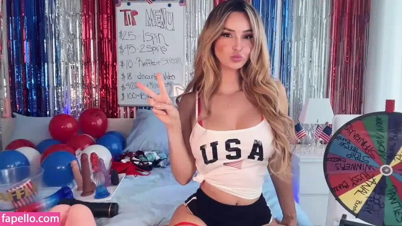 Hustle With Ann Onlyfans Photo Gallery 