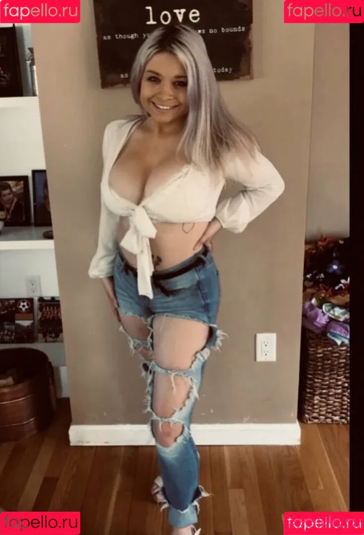 Meghan P Onlyfans Photo Gallery 