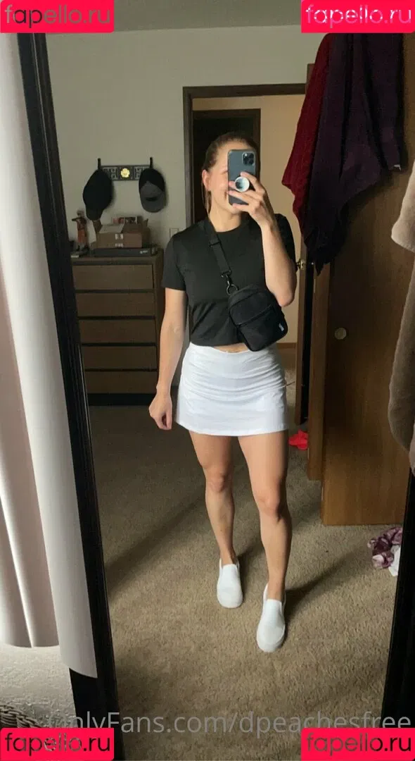 dpeachesfree Onlyfans Photo Gallery 
