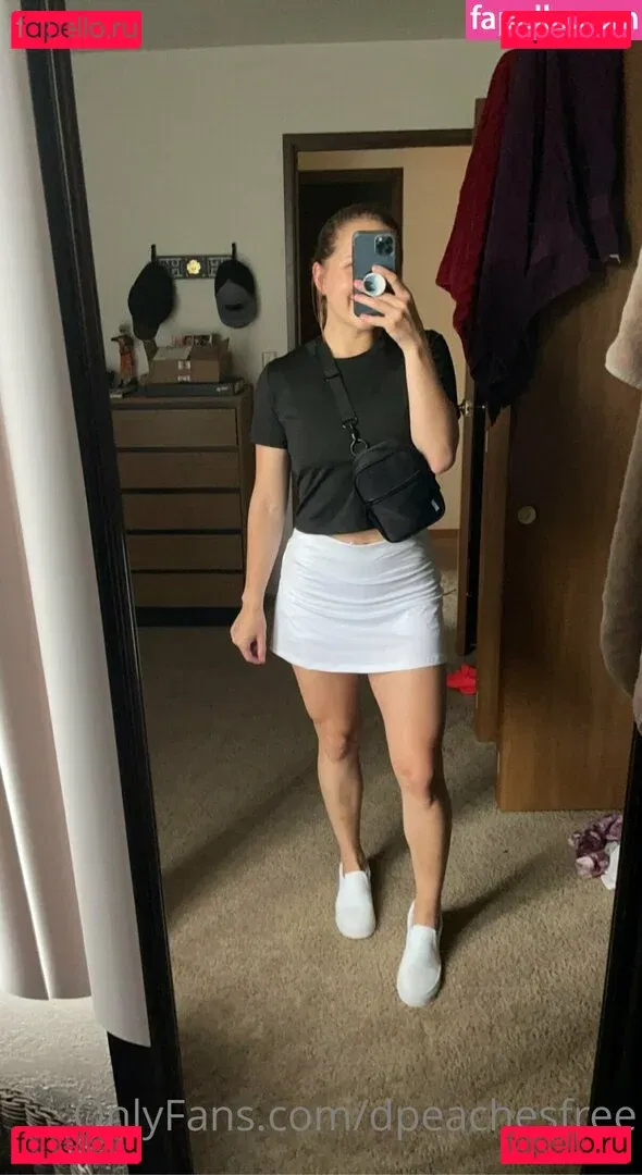 dpeachesfree Onlyfans Photo Gallery 