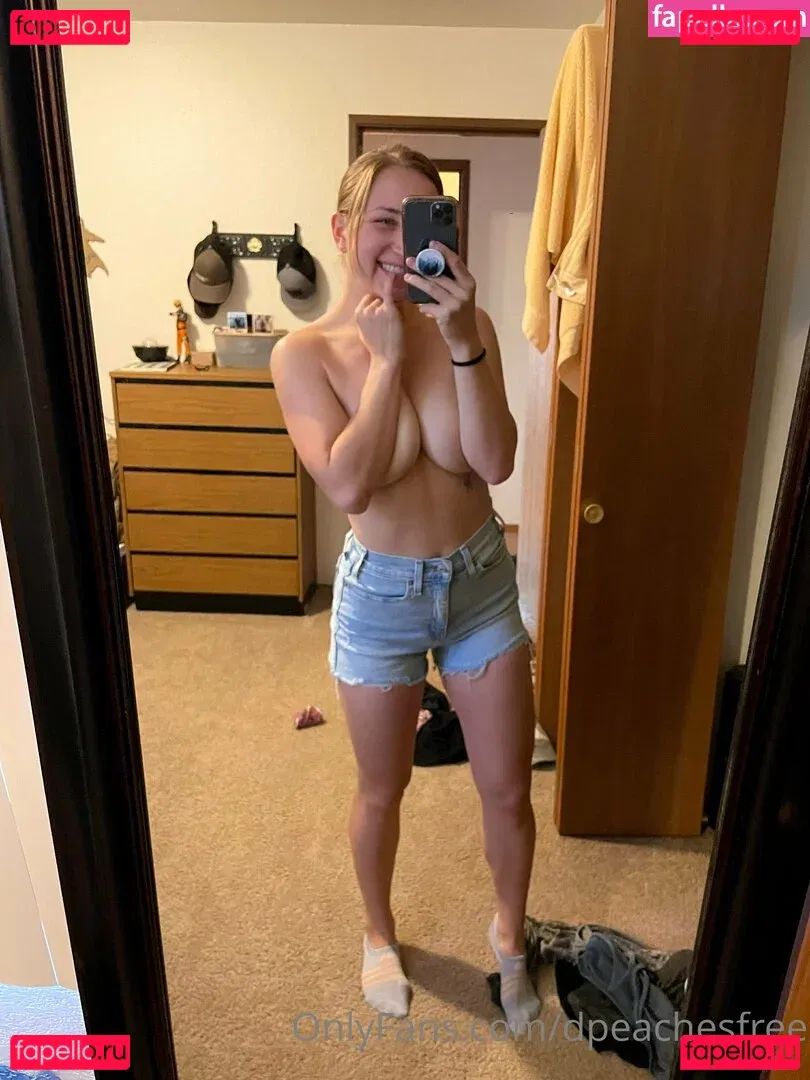 dpeachesfree Onlyfans Photo Gallery 