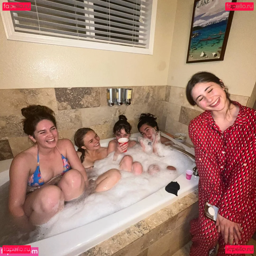 natalie.r Onlyfans Photo Gallery 