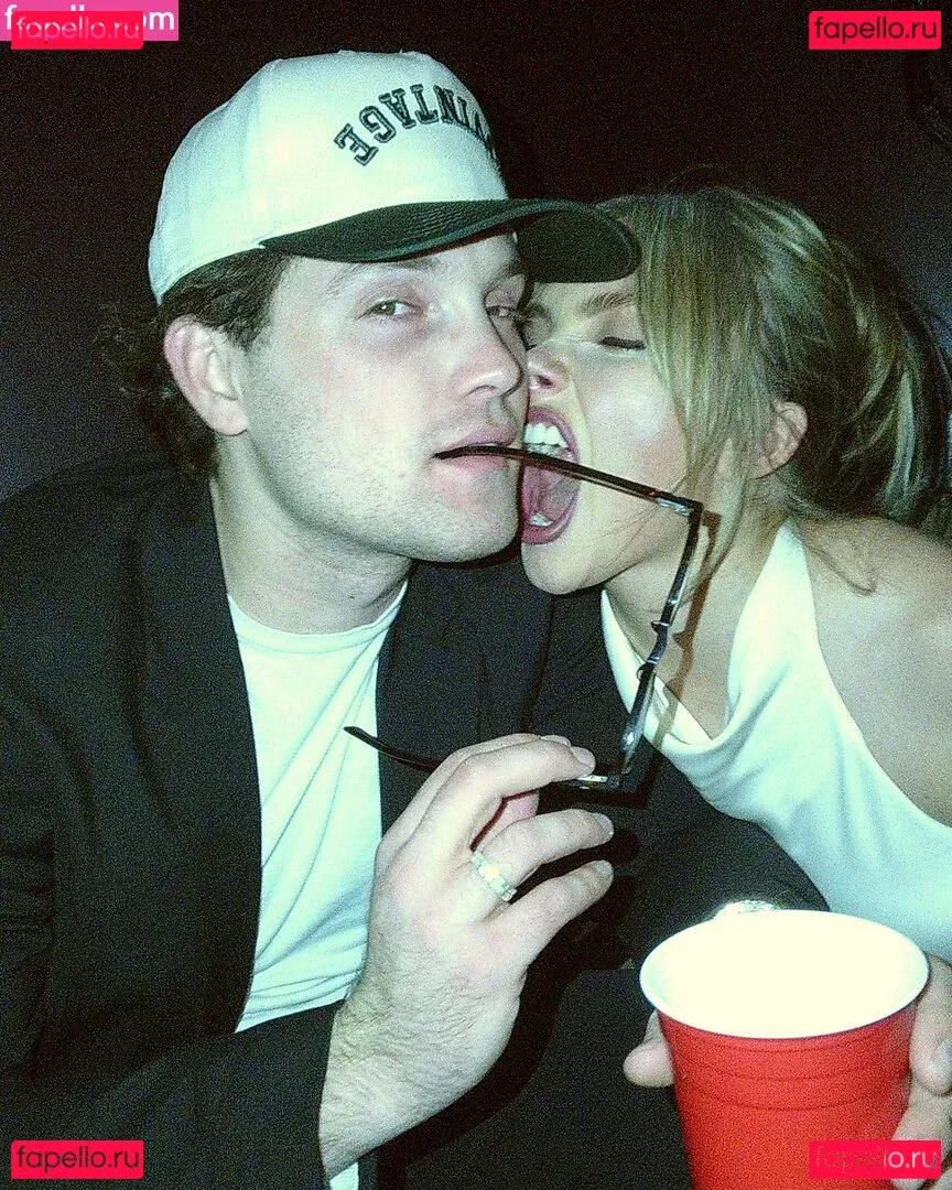 natalie.r Onlyfans Photo Gallery 