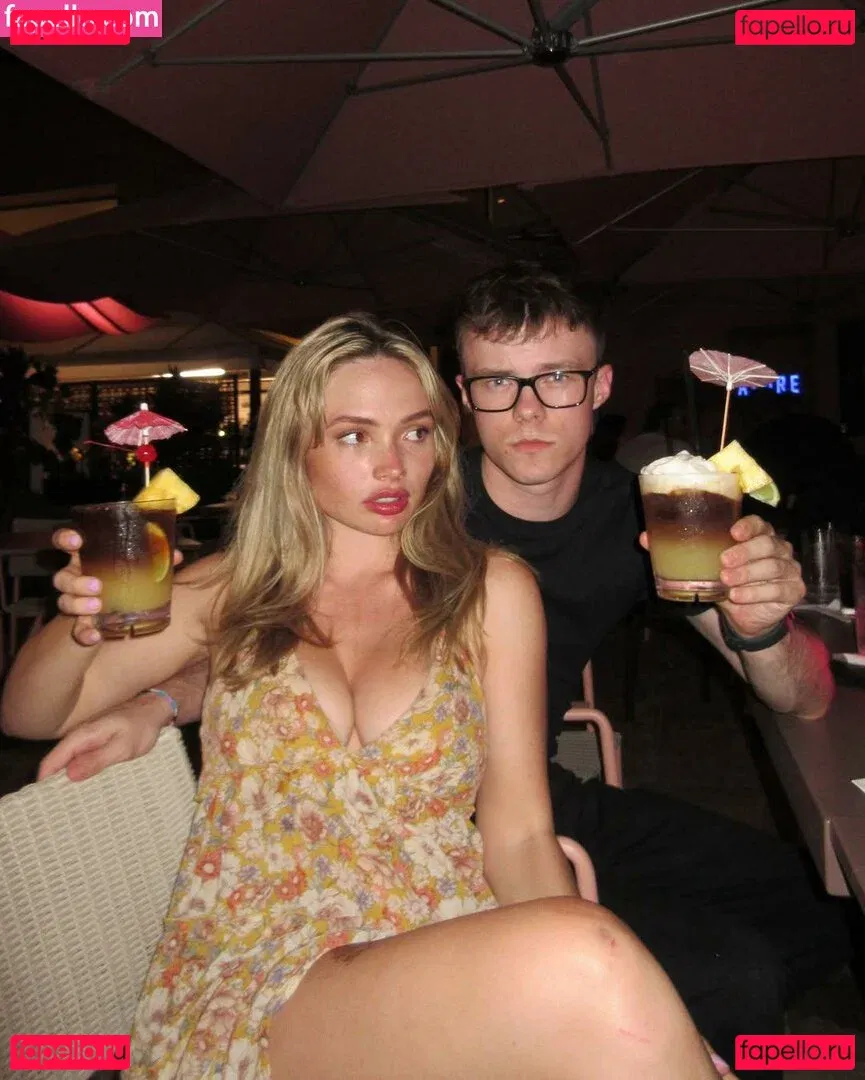 natalie.r Onlyfans Photo Gallery 