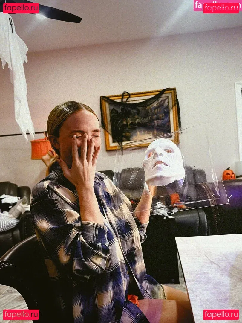 natalie.r Onlyfans Photo Gallery 