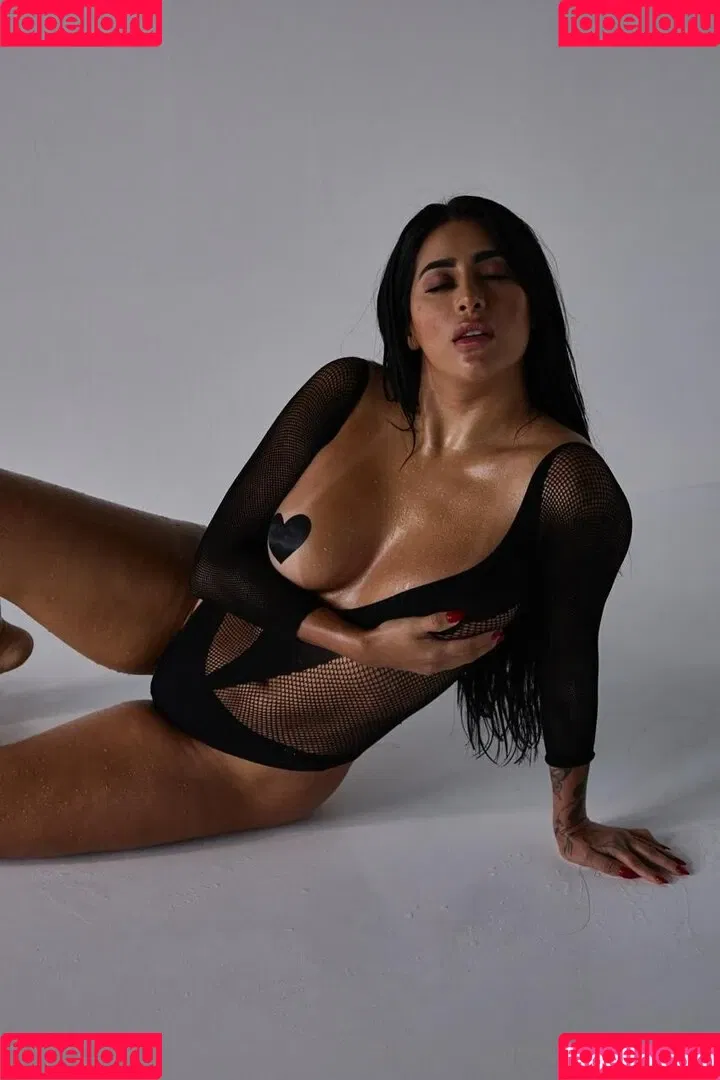 Kim Shantal Onlyfans Photo Gallery 