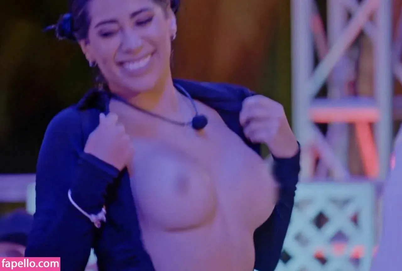 Kim Shantal Onlyfans Photo Gallery 