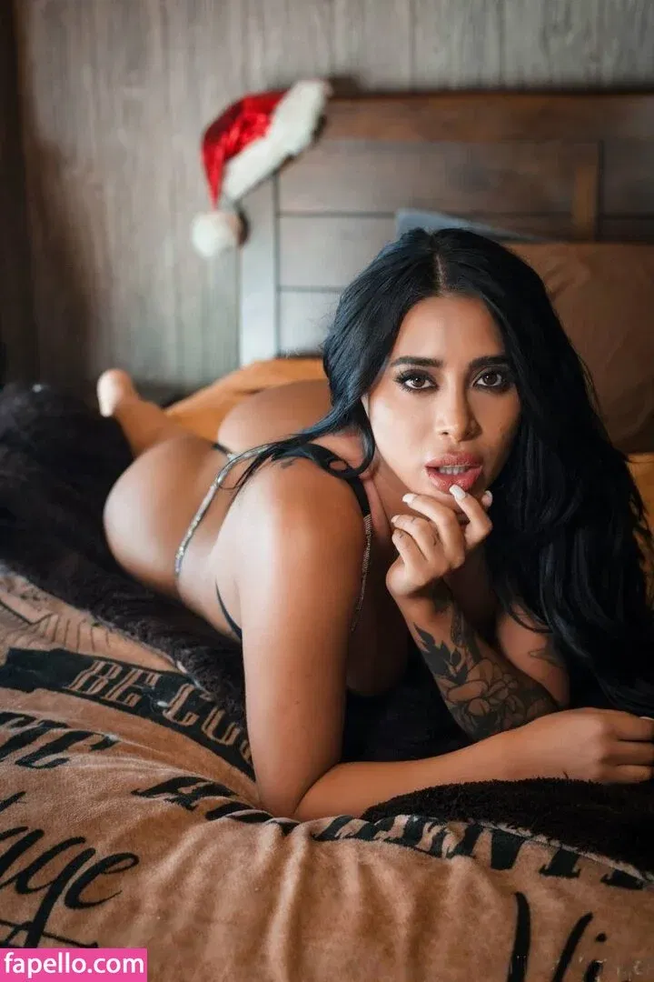 Kim Shantal Onlyfans Photo Gallery 