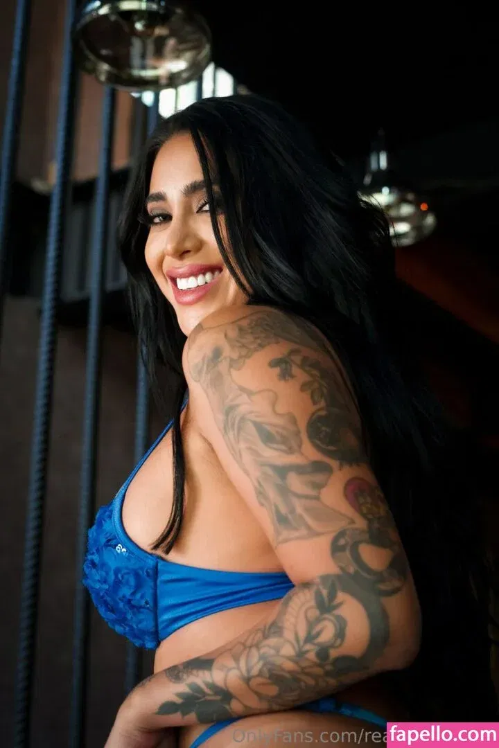 Kim Shantal Onlyfans Photo Gallery 