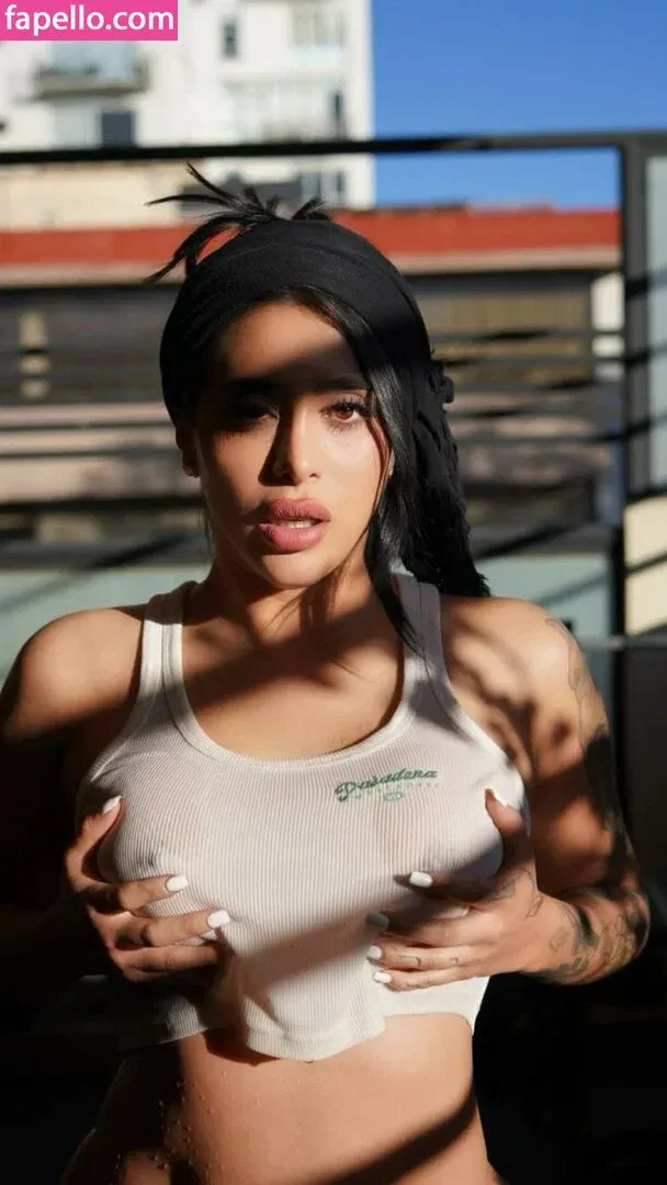 Kim Shantal Onlyfans Photo Gallery 