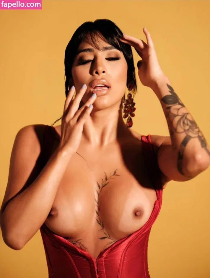 Kim Shantal Onlyfans Photo Gallery 