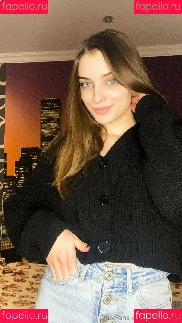 rosyxoxox Onlyfans Photo Gallery 
