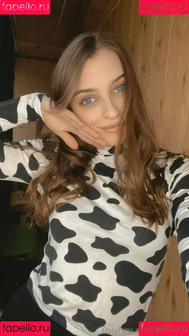 rosyxoxox Onlyfans Photo Gallery 