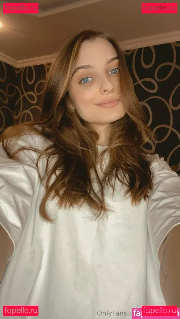 rosyxoxox Onlyfans Photo Gallery 