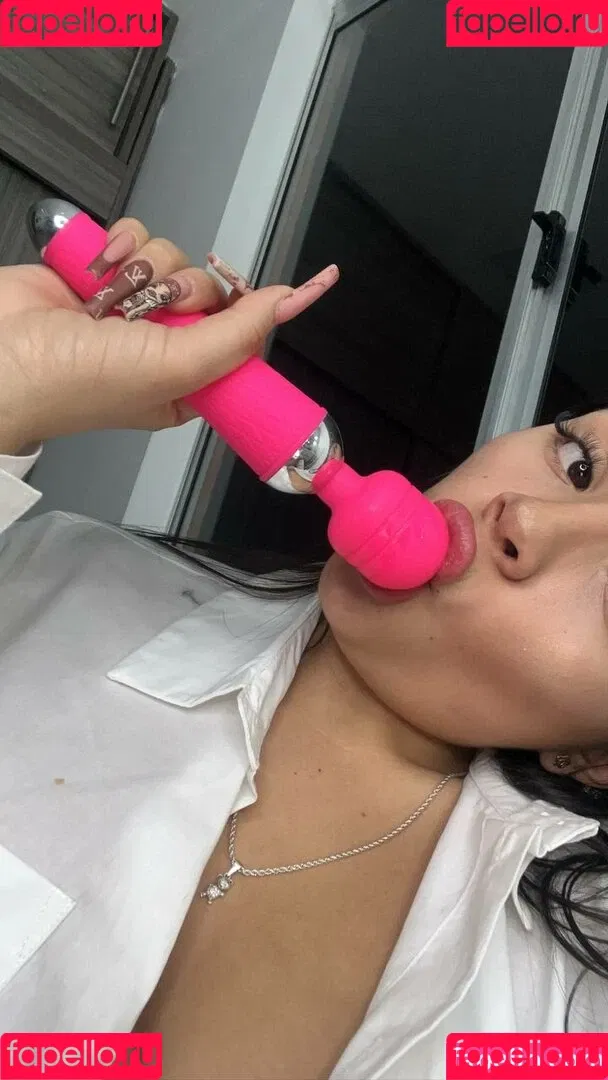 Valeria Ardila Onlyfans Photo Gallery 