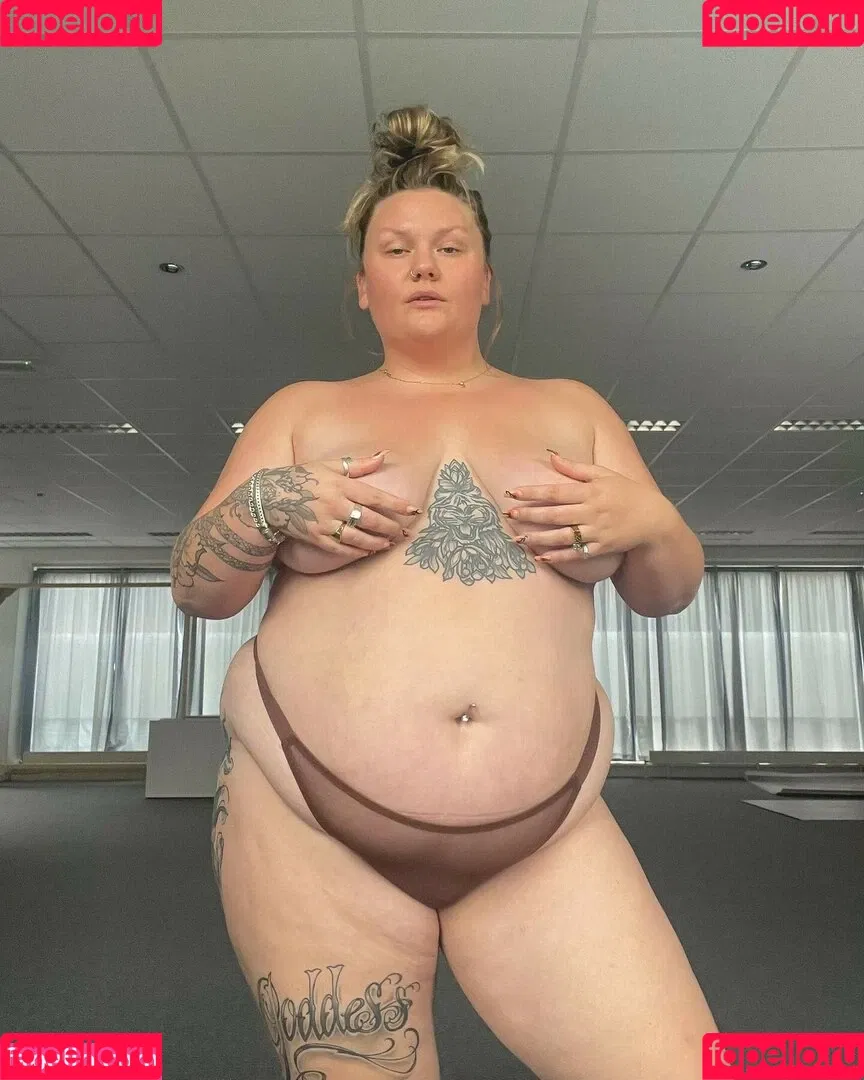 Lovaeij Onlyfans Photo Gallery 