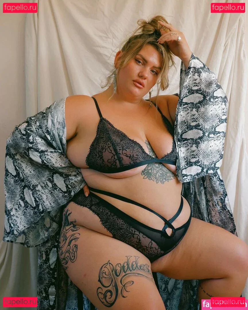 Lovaeij Onlyfans Photo Gallery 