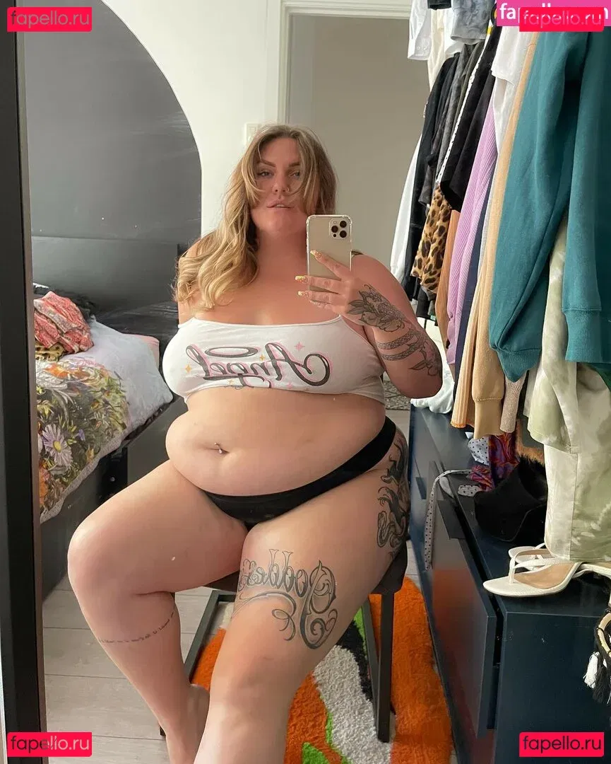 Lovaeij Onlyfans Photo Gallery 