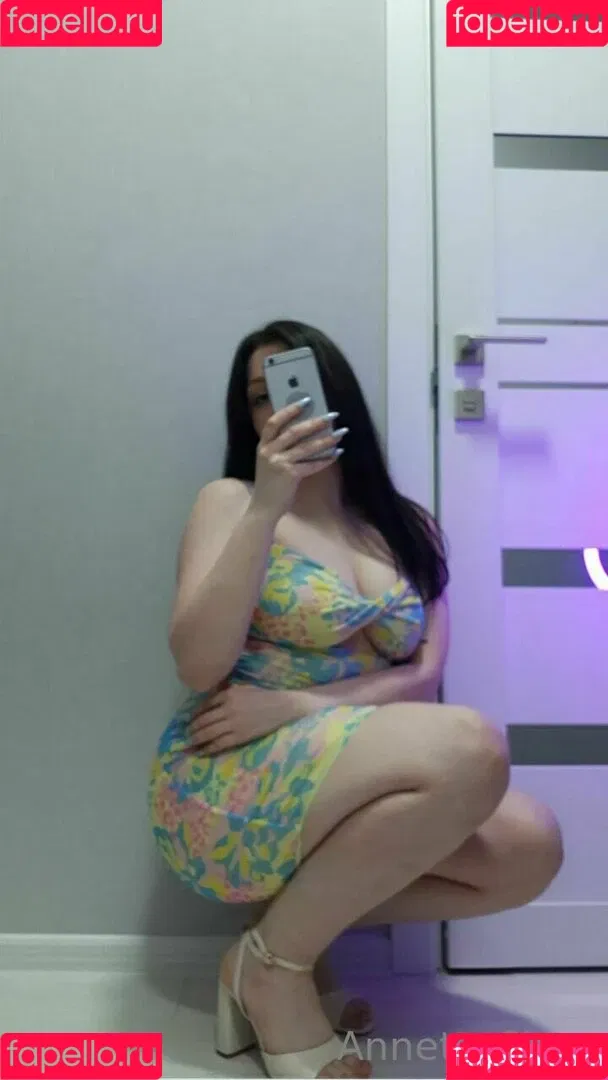 annettechan Onlyfans Photo Gallery 