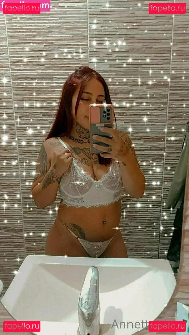 annettechan Onlyfans Photo Gallery 